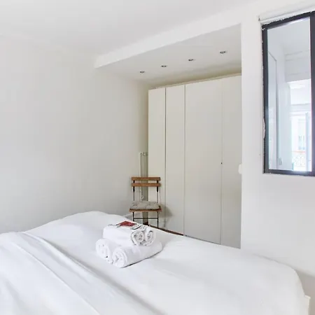 Montmartre Abbesses Apartment Paris